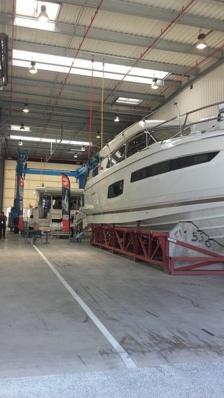Jeanneau Motorboat almost ready