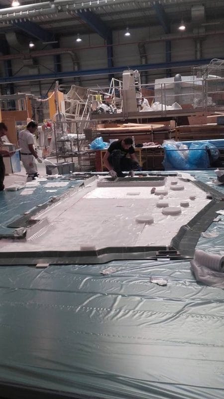 Building parts to a Jeanneau boat