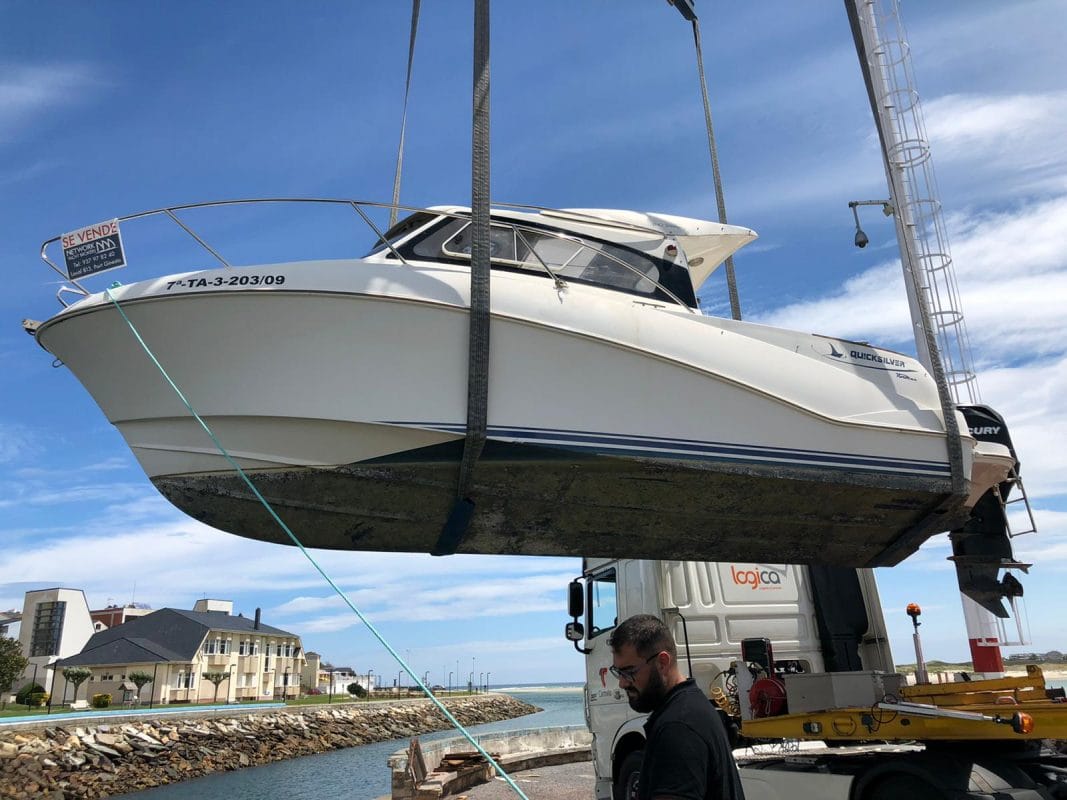 Quicksilver 640 Weekend Motorboat Motorboat Quicksilver 640 Weekend