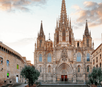 visitando barcelona en barco