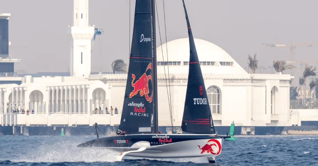 Emirates Team New Zealand Challenger Selection Series Historia de la Copa América